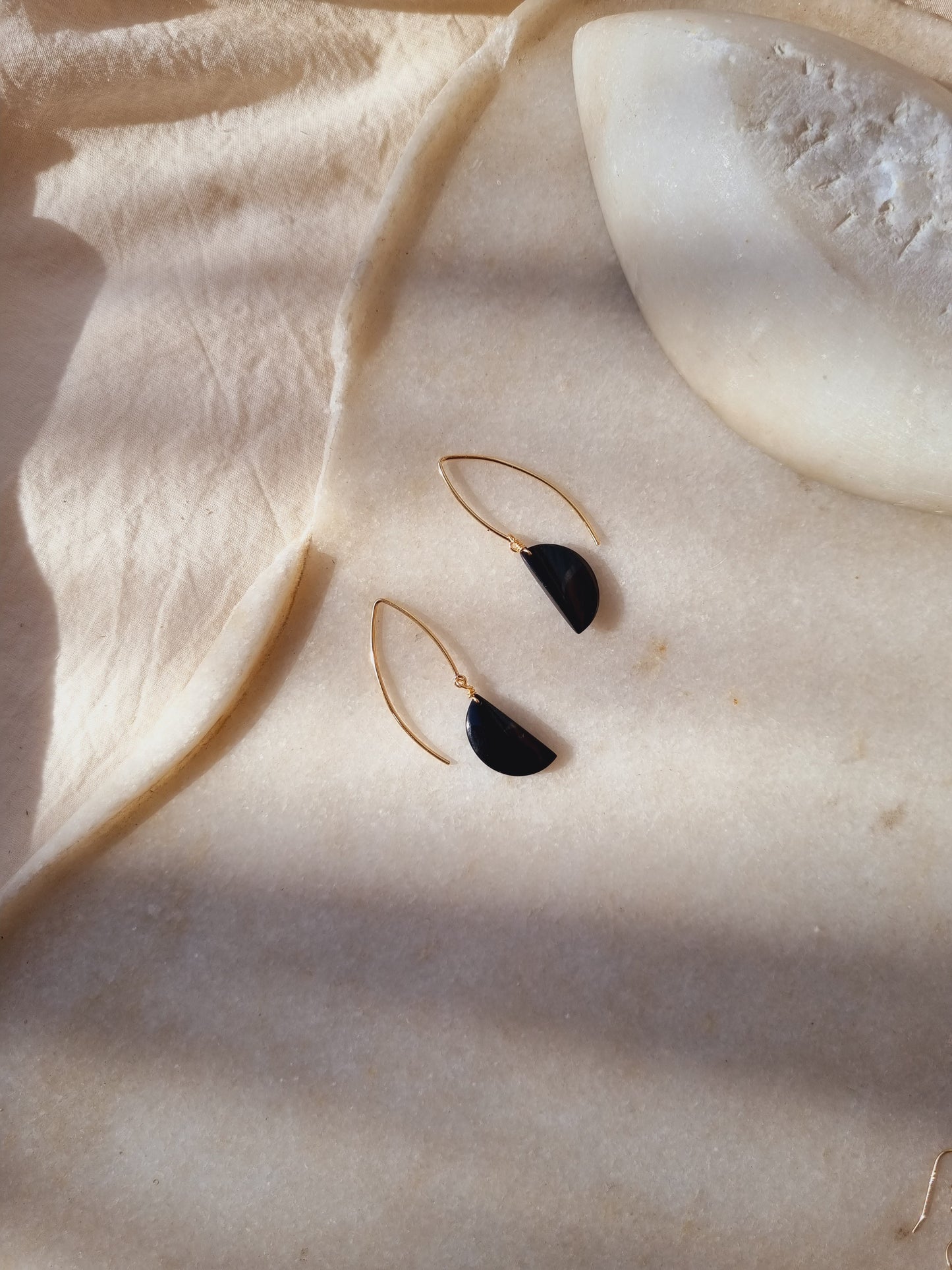 manava - Black Onyx Earrings