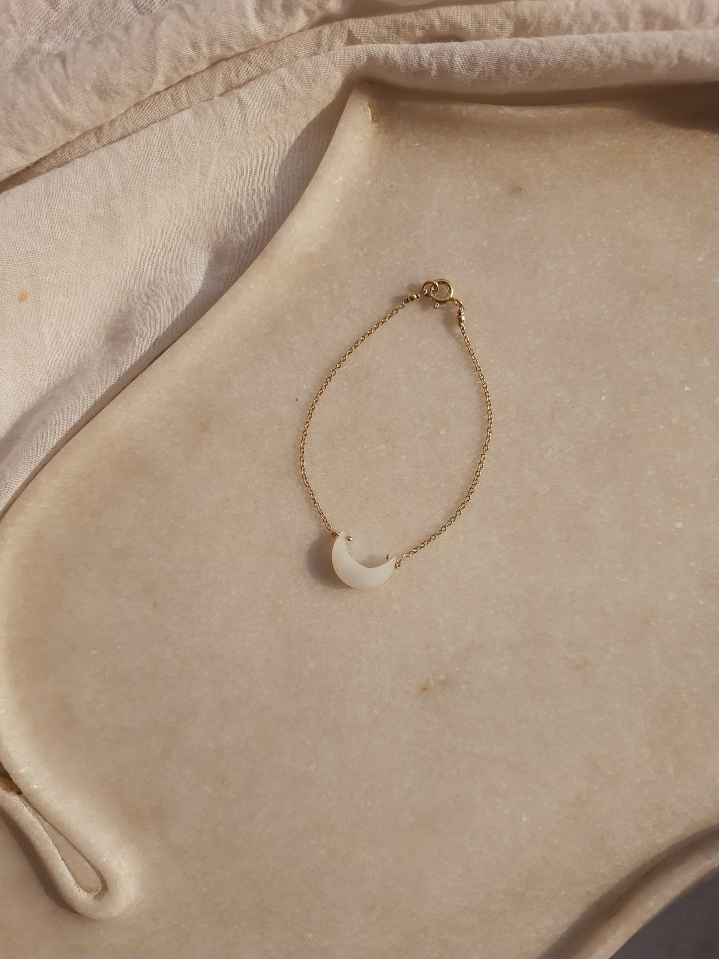 adhvaya - White Moonstone Luna Bracelet