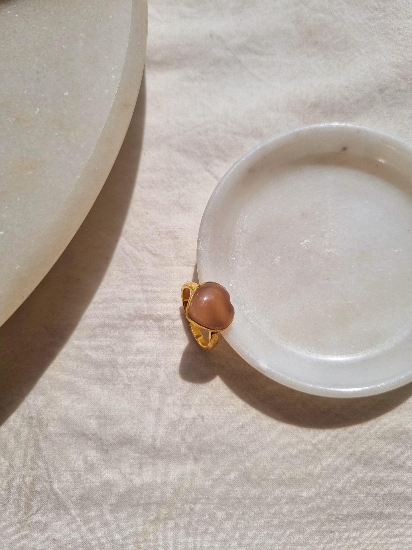 anava - Peach Moonstone Heart Ring