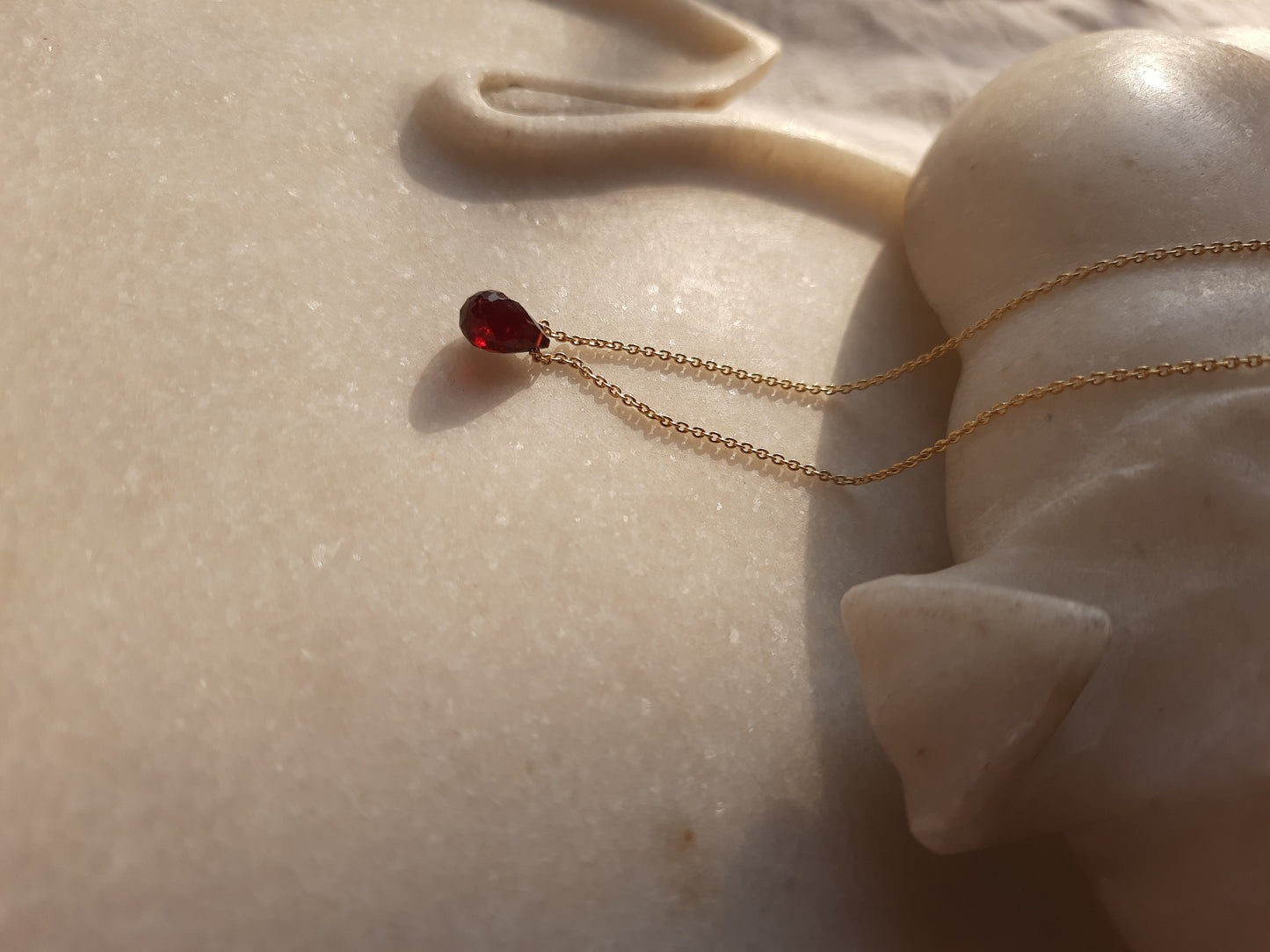 visno - Garnet Tear shaped Drop Pendant