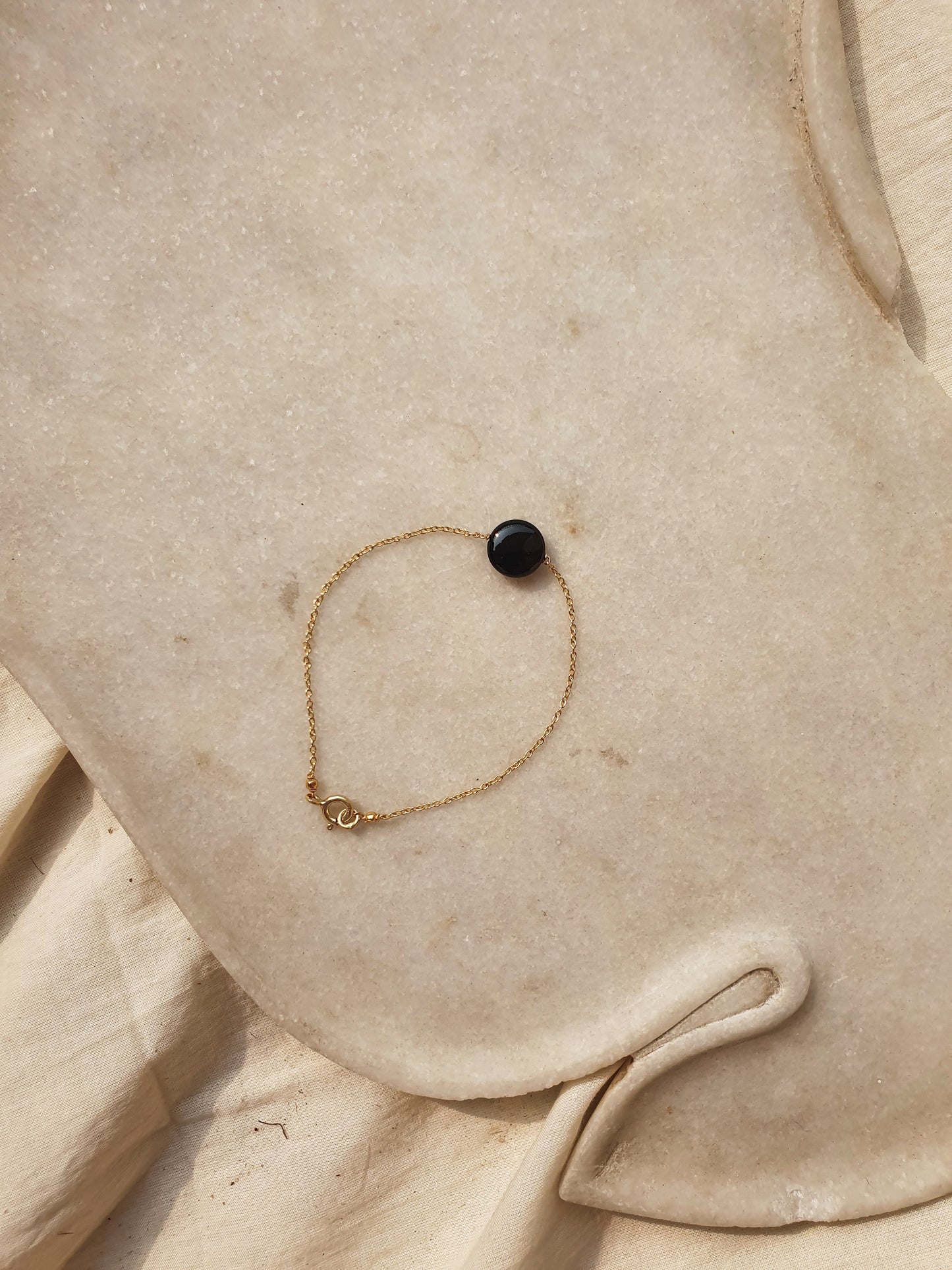 matsya - Black Onyx Round Bracelet
