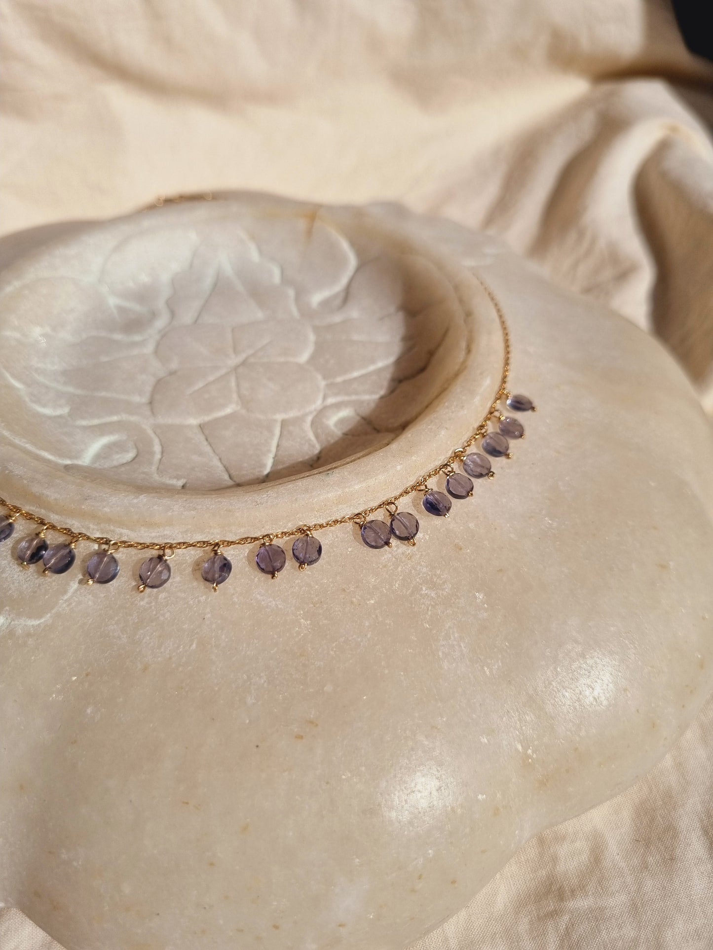 hrasva - Iolite Coin Choker