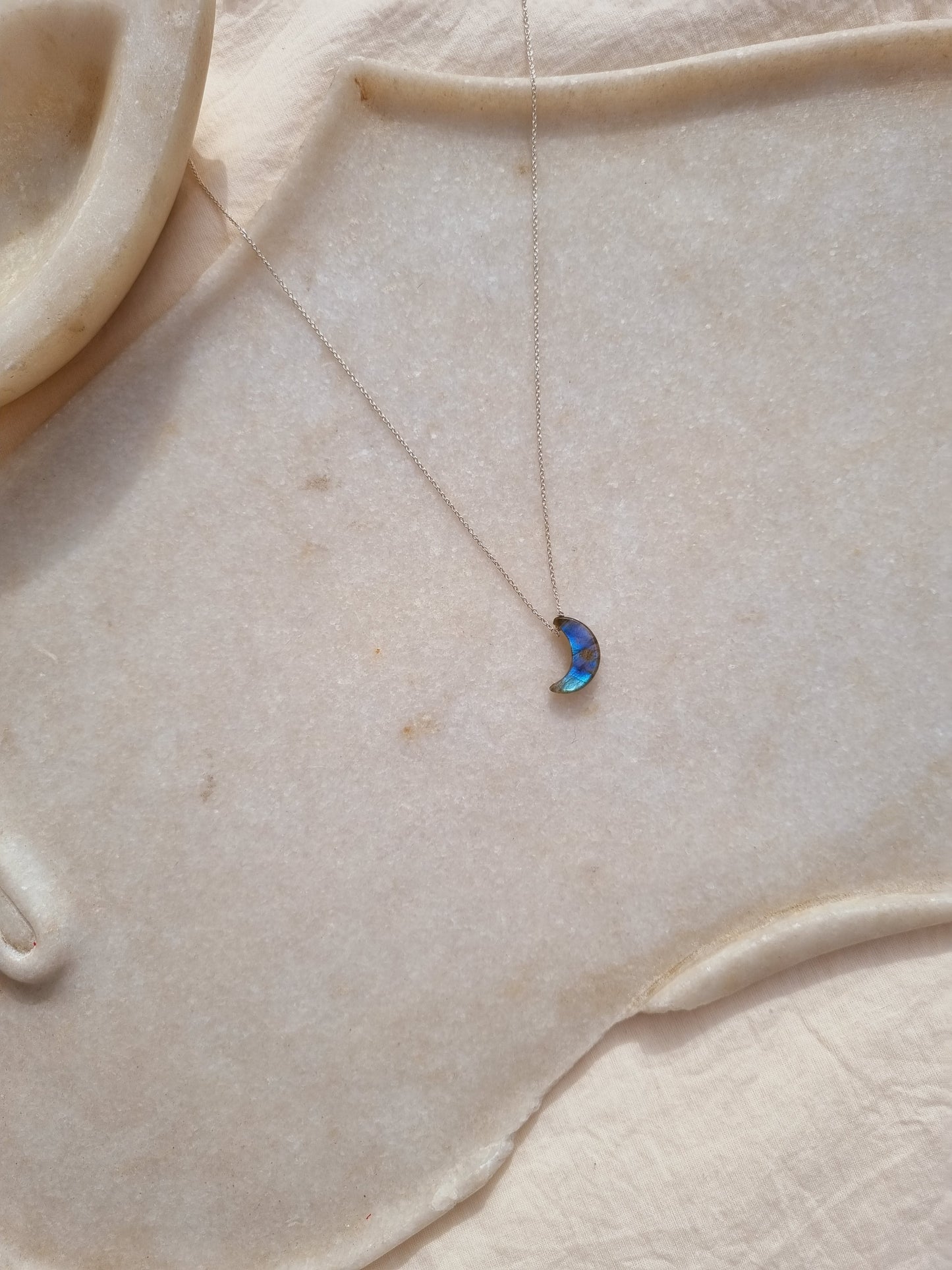 adhva - Labradorite Luna Pendant