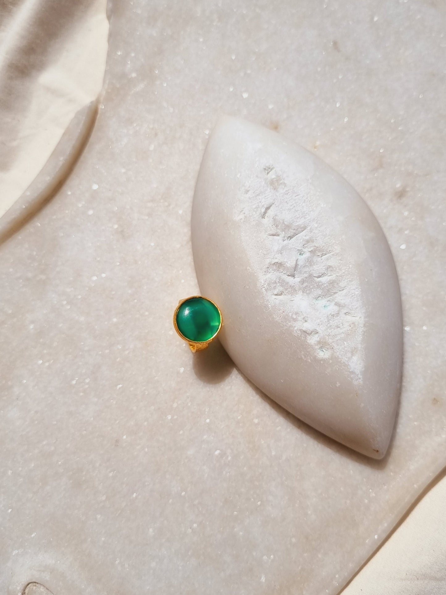 saani - Green Onyx Saturn Ring