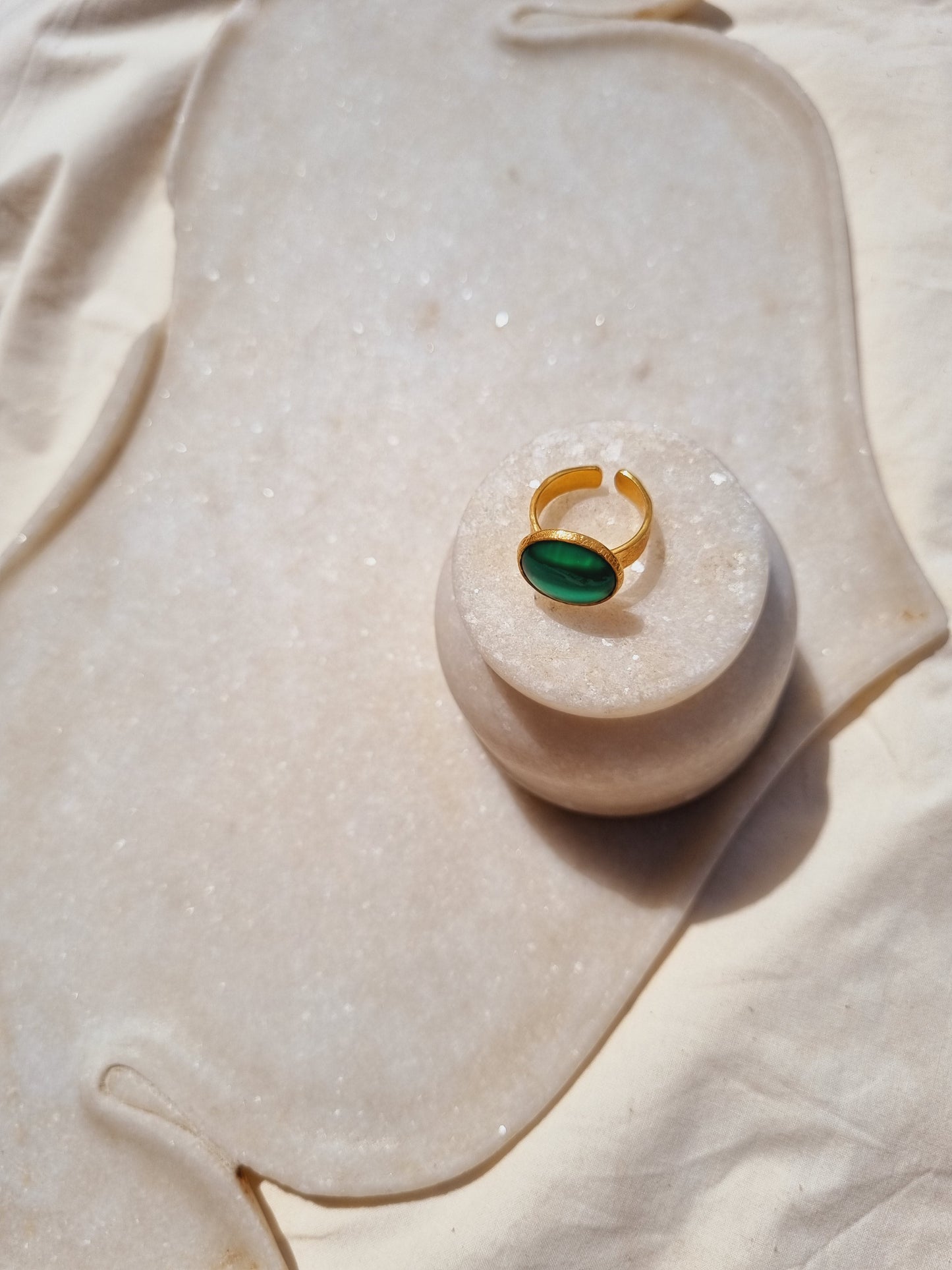 saani - Green Onyx Saturn Ring