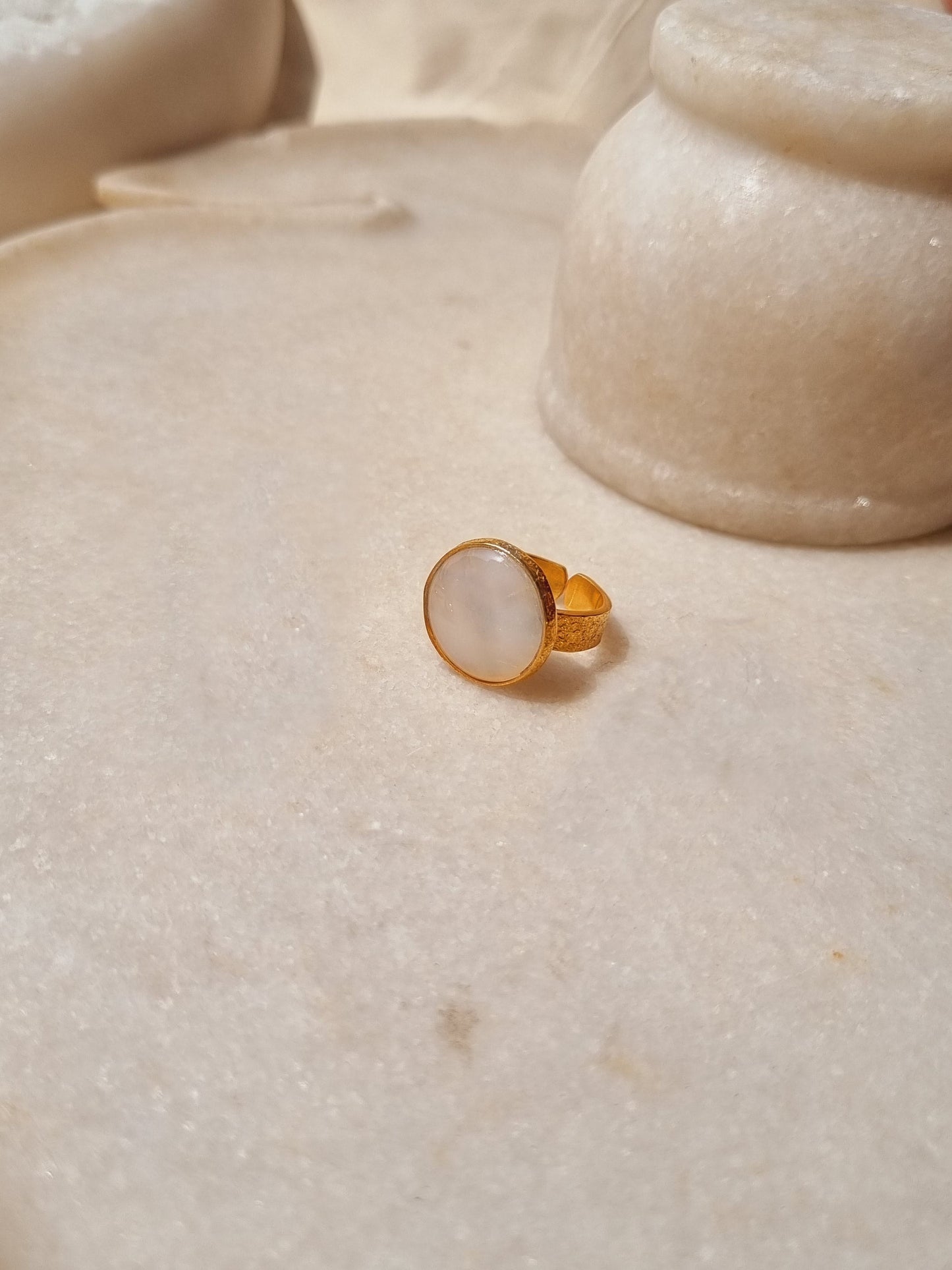 saani - White Moonstone Saturn Ring