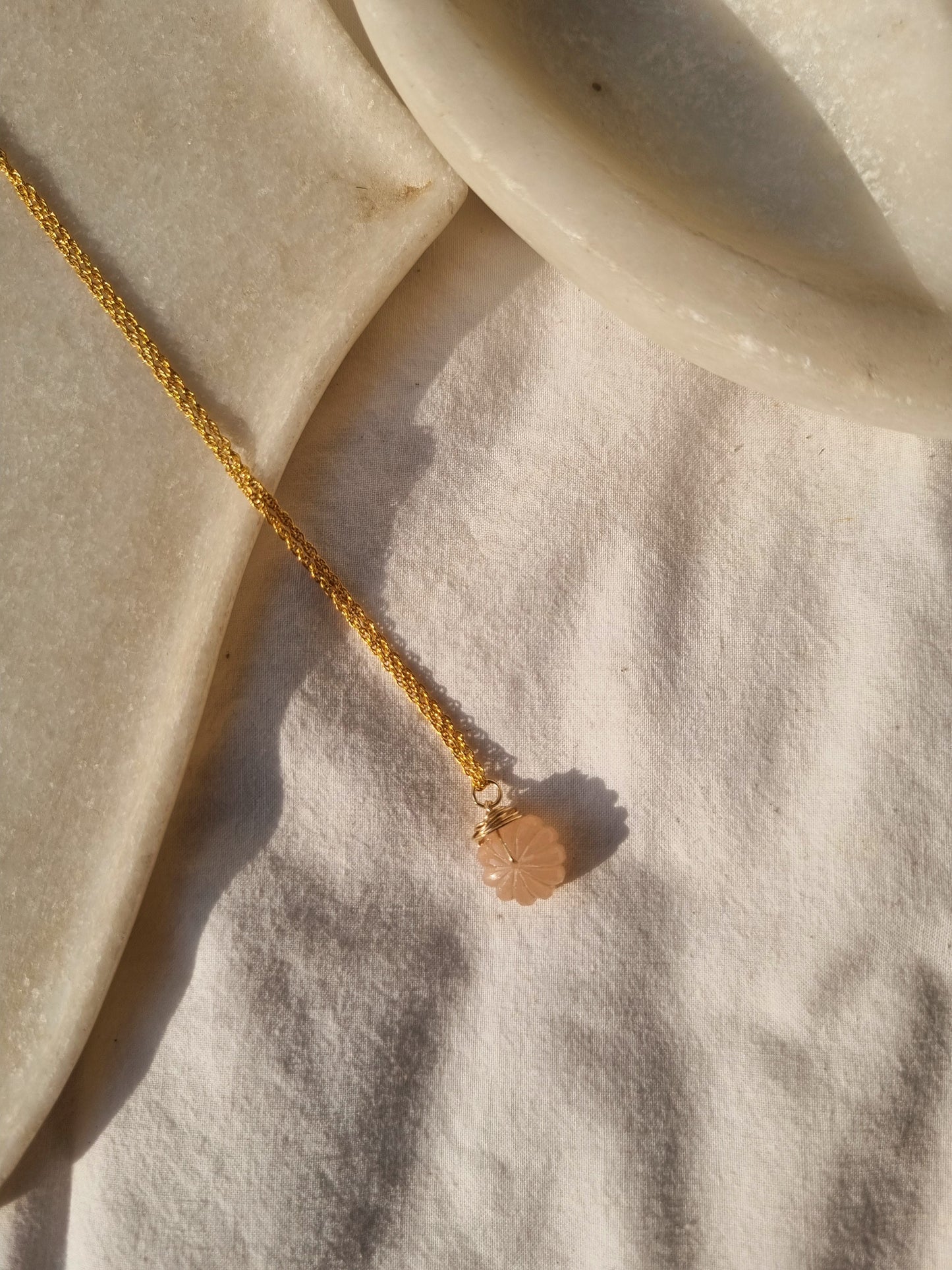 narur - Peach Moonstone Melon Pendant