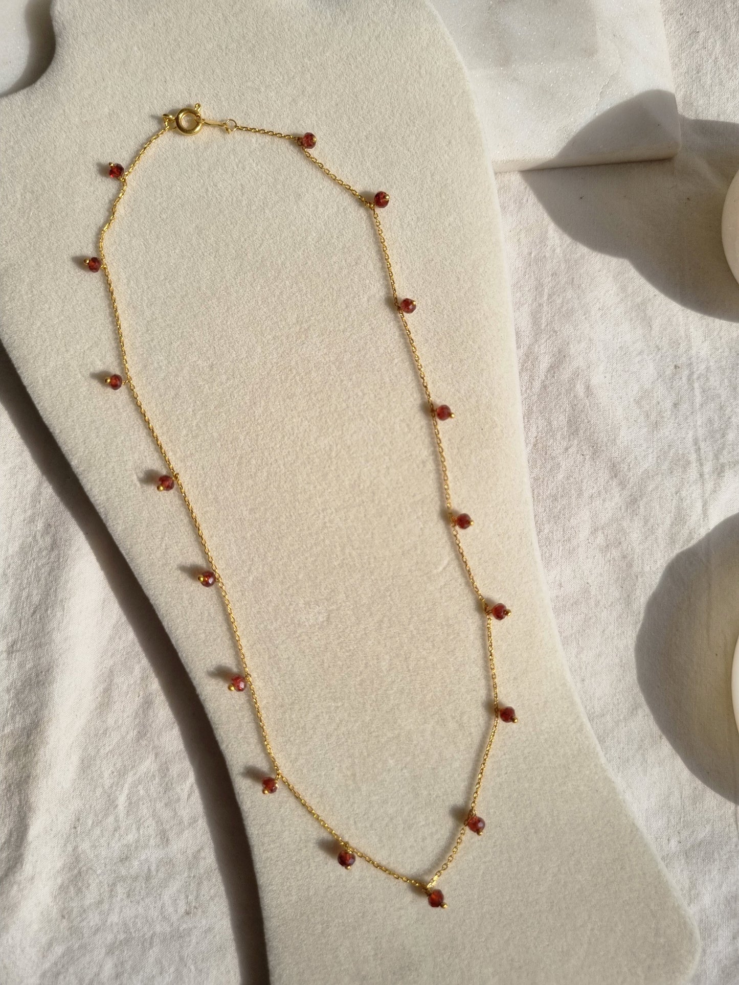 apit - Garnet Baati Drop choker