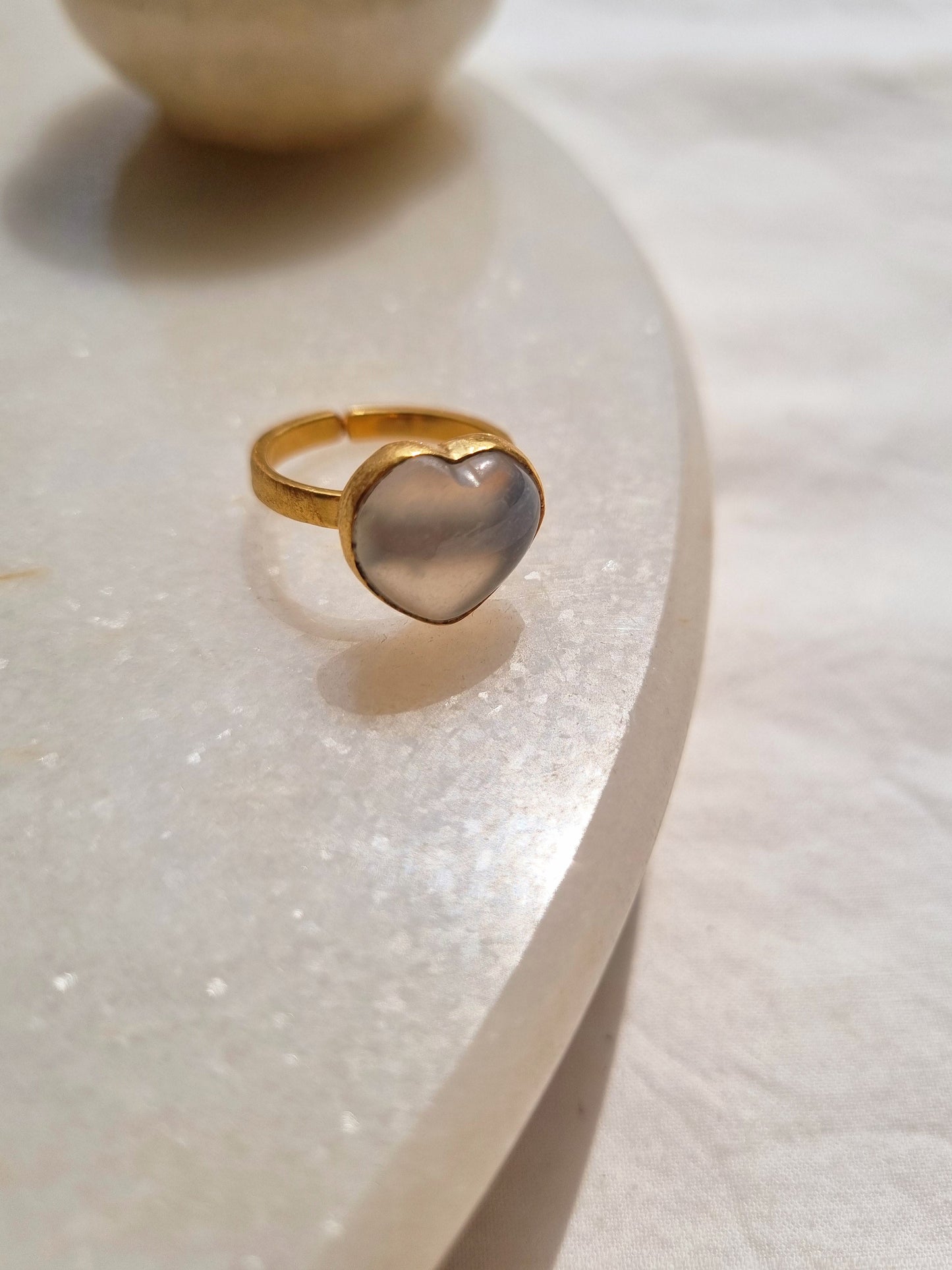 hert - White Moonstone Ring