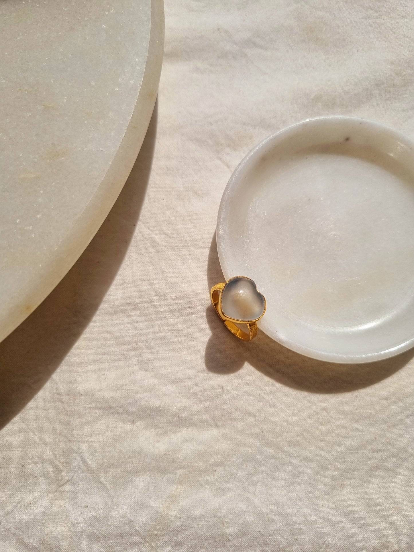 hert - White Moonstone Ring