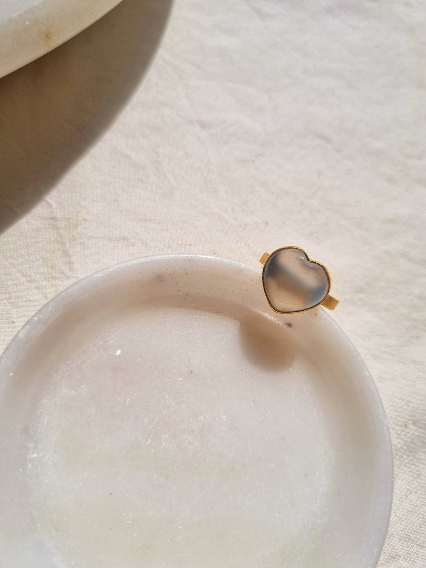 hert - White Moonstone Ring