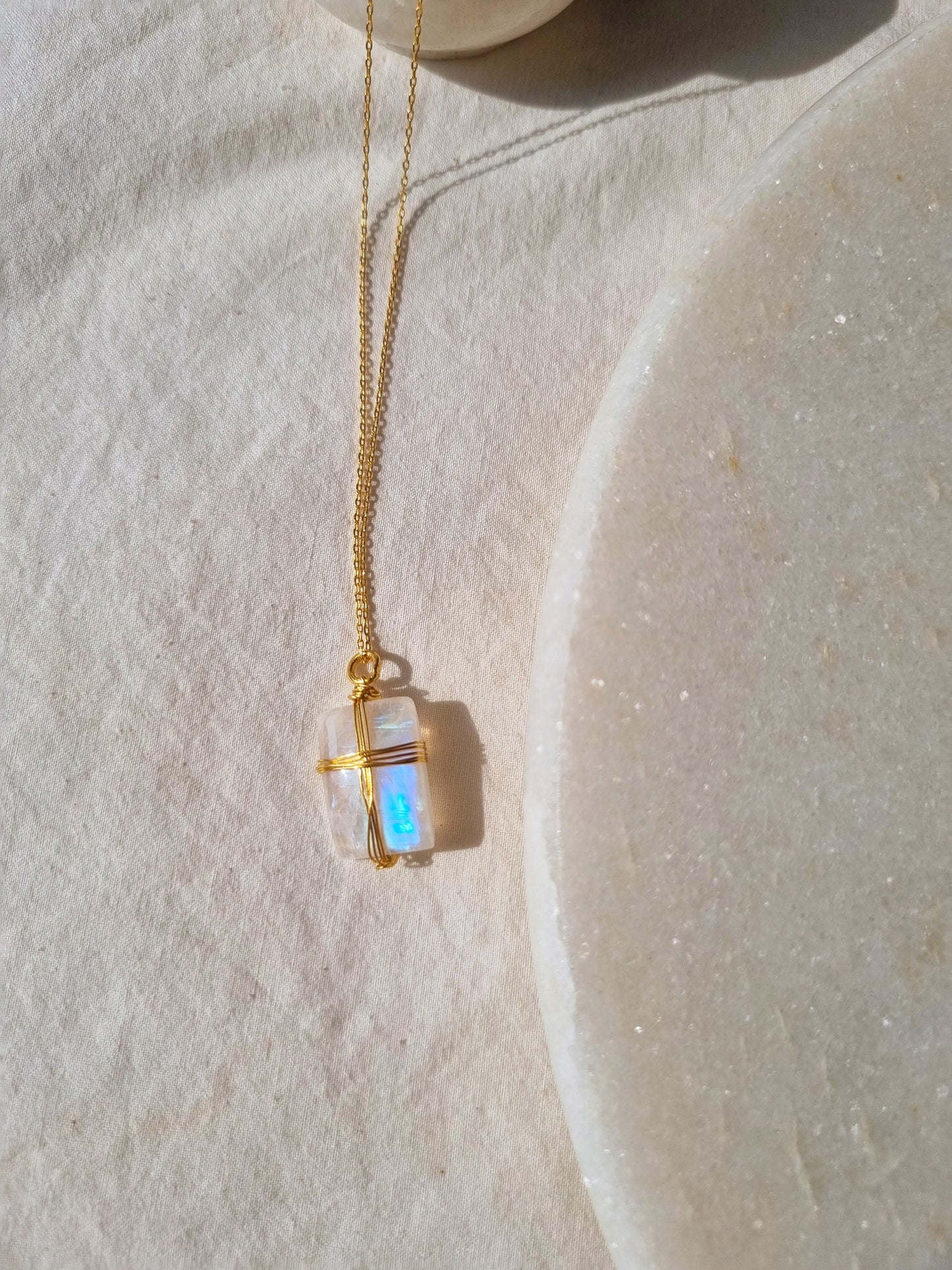 racana - Rainbow Moonstone