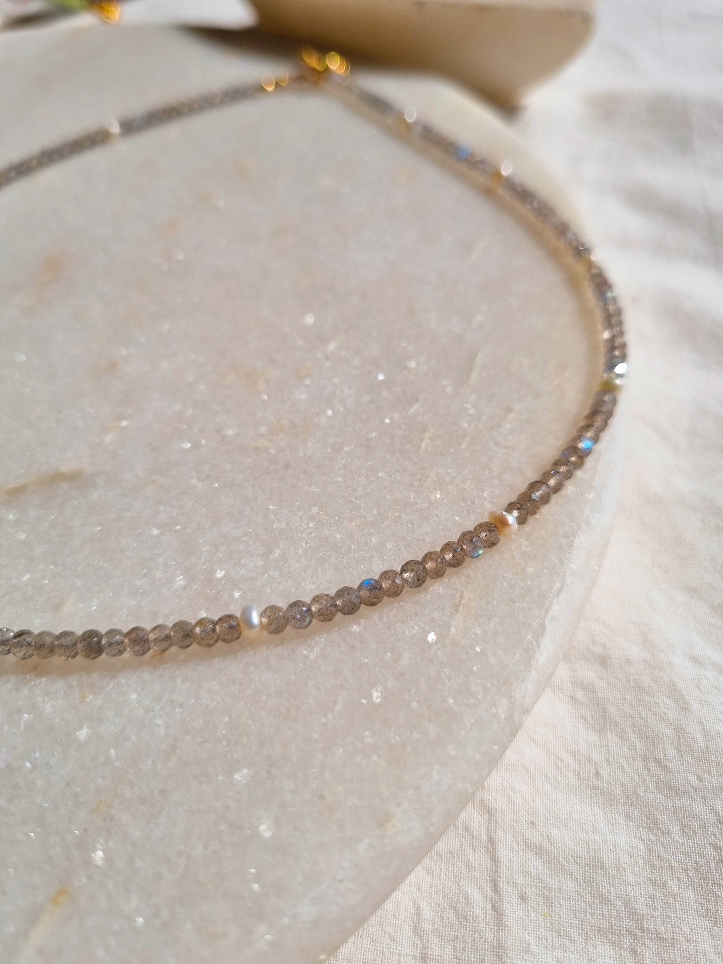 uars - Labradorite Pearl Boho Strand