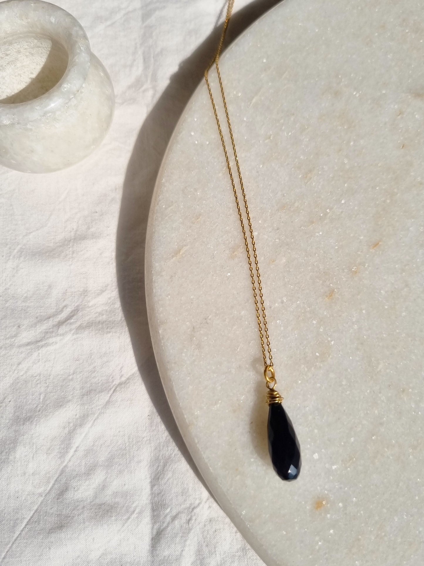 arkar - Black Onyx Long Teardrop Pendant