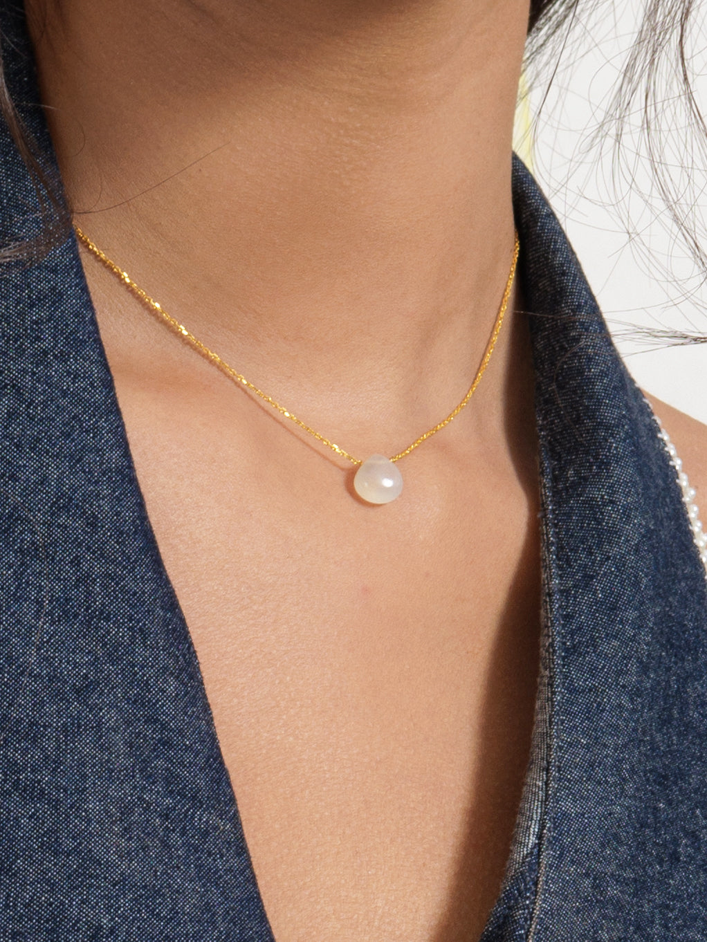 sete - White Moonstone Heart Shaped Drop Pendant