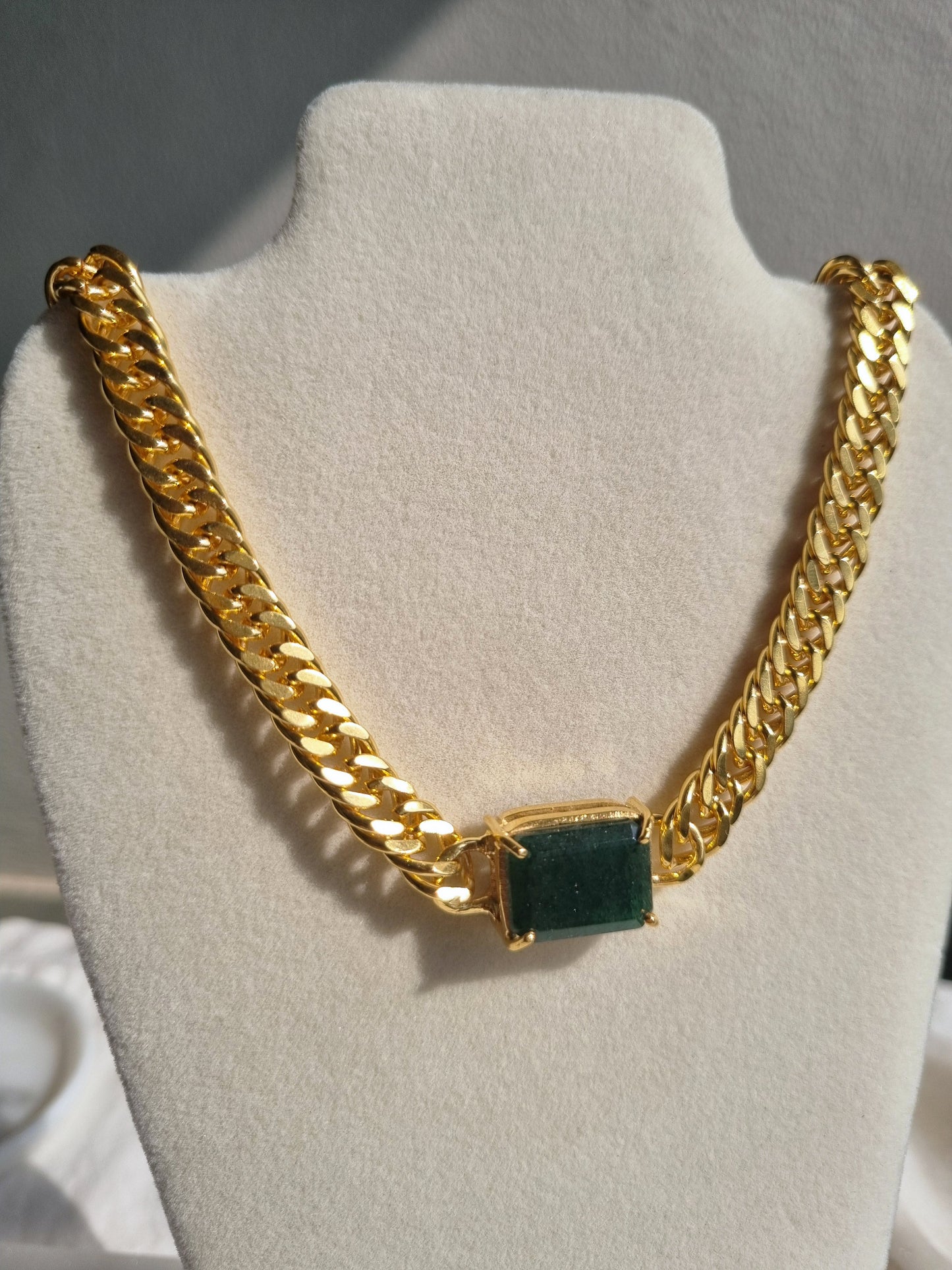 paniy - Aventurine Cushion Curb Choker