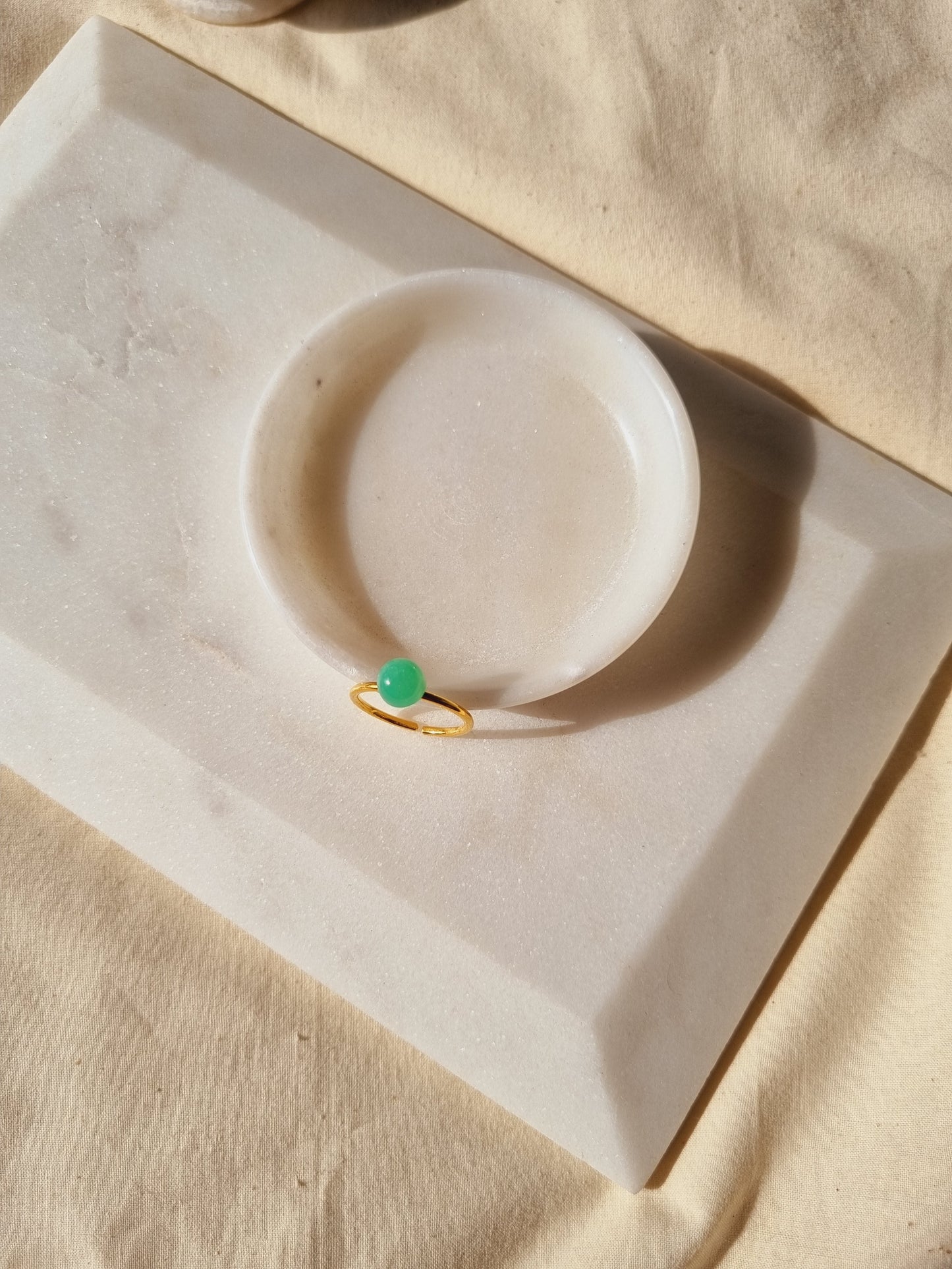 bhumi - Chrysoprase Mood Ring