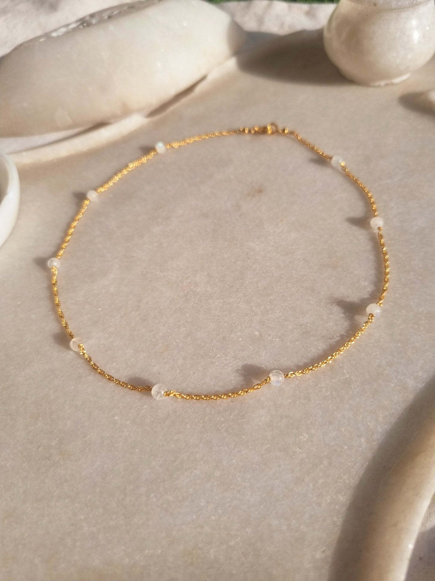apati - Rainbow Moonstone Ball choker