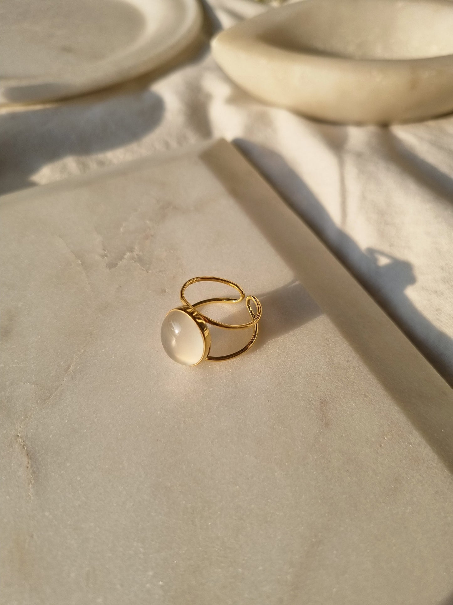 olivia - White Moonstone Ring