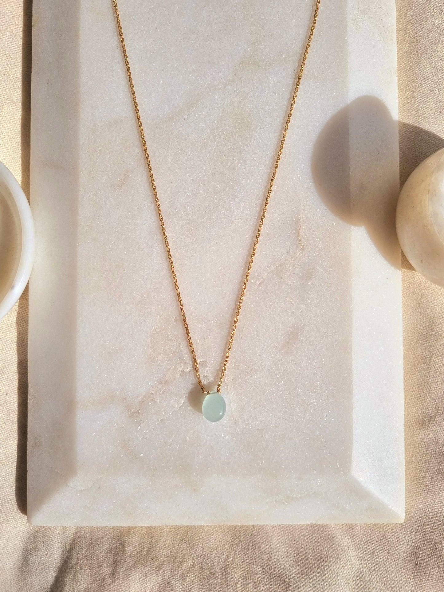iyate - Aquamarine Almond Shaped Drop Pendant