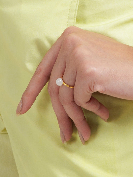bhumi - White Moonstone Mood Ring