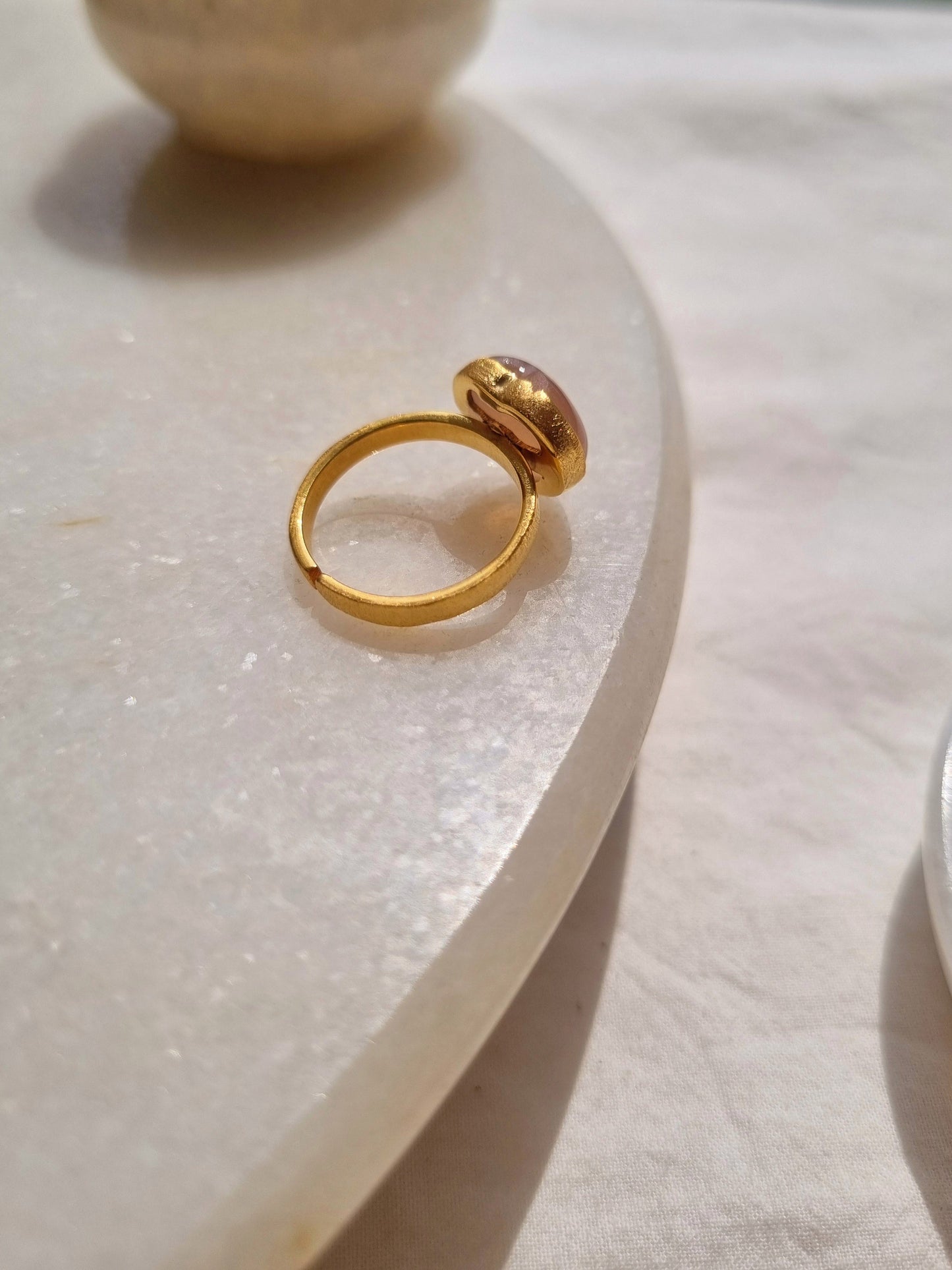 anava - Peach Moonstone Heart Ring