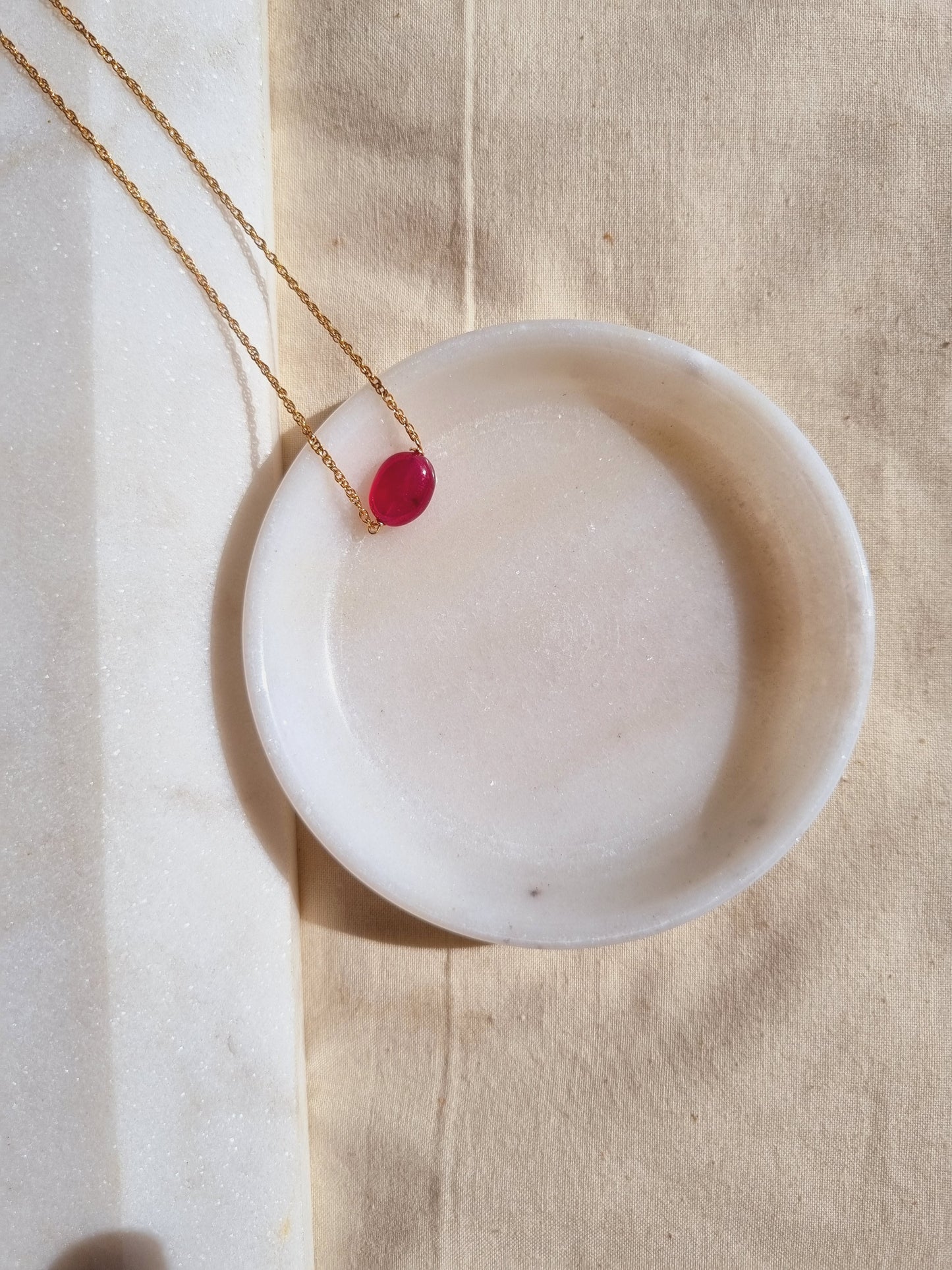 amya - Ruby Oval Pendant