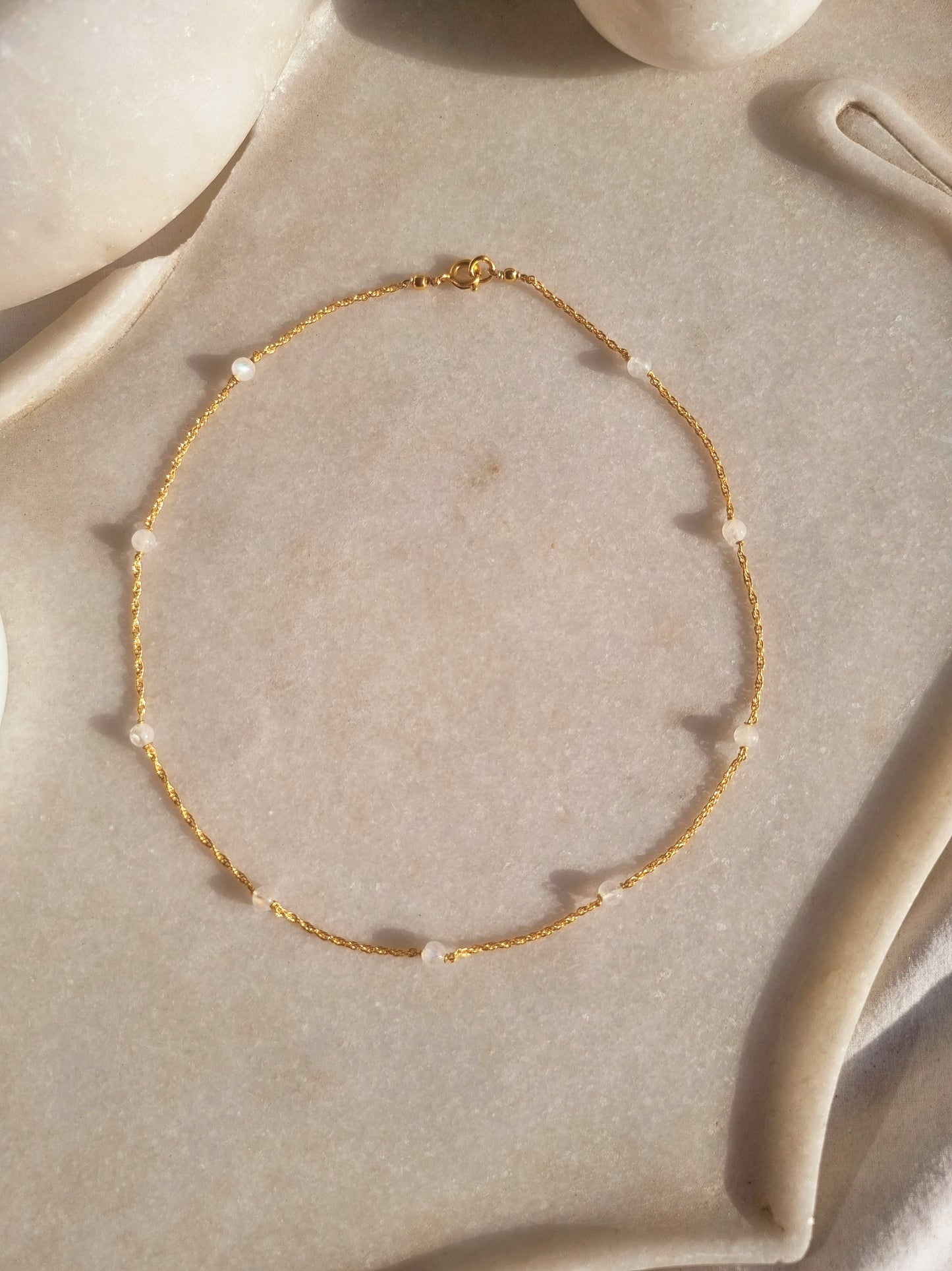 apati - Rainbow Moonstone Ball choker