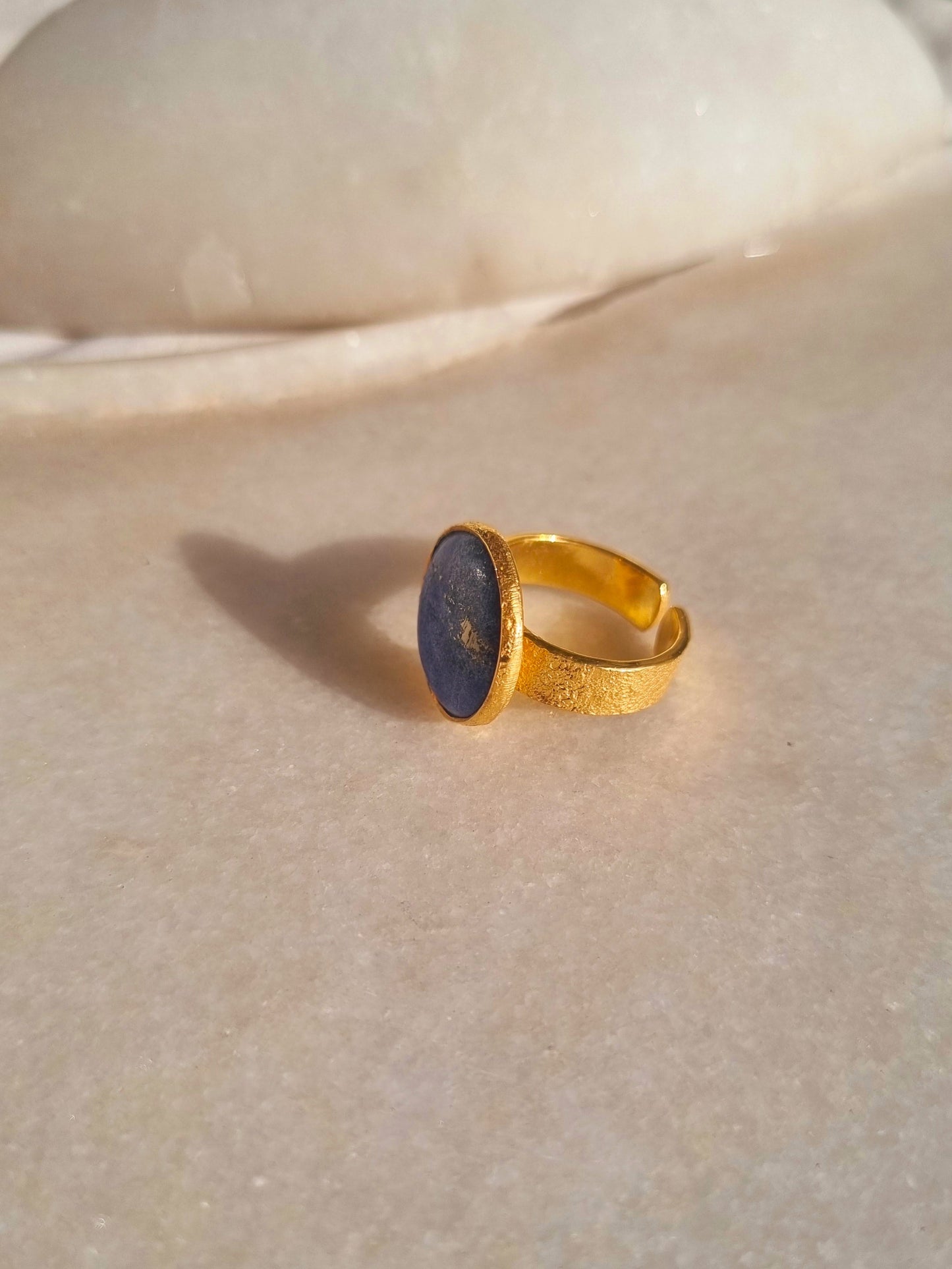 saani - Lapis Lazuli Saturn Ring