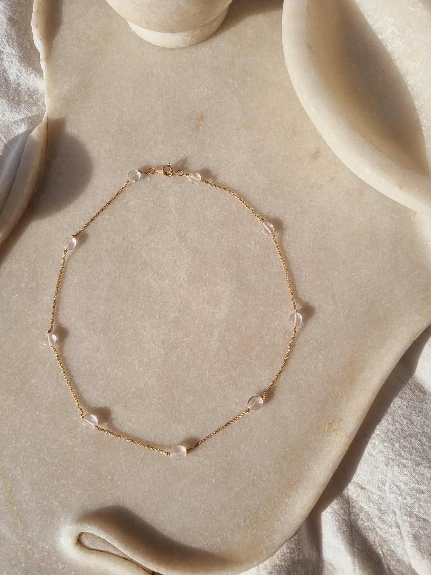 naveti - Rose Quartz Oval choker