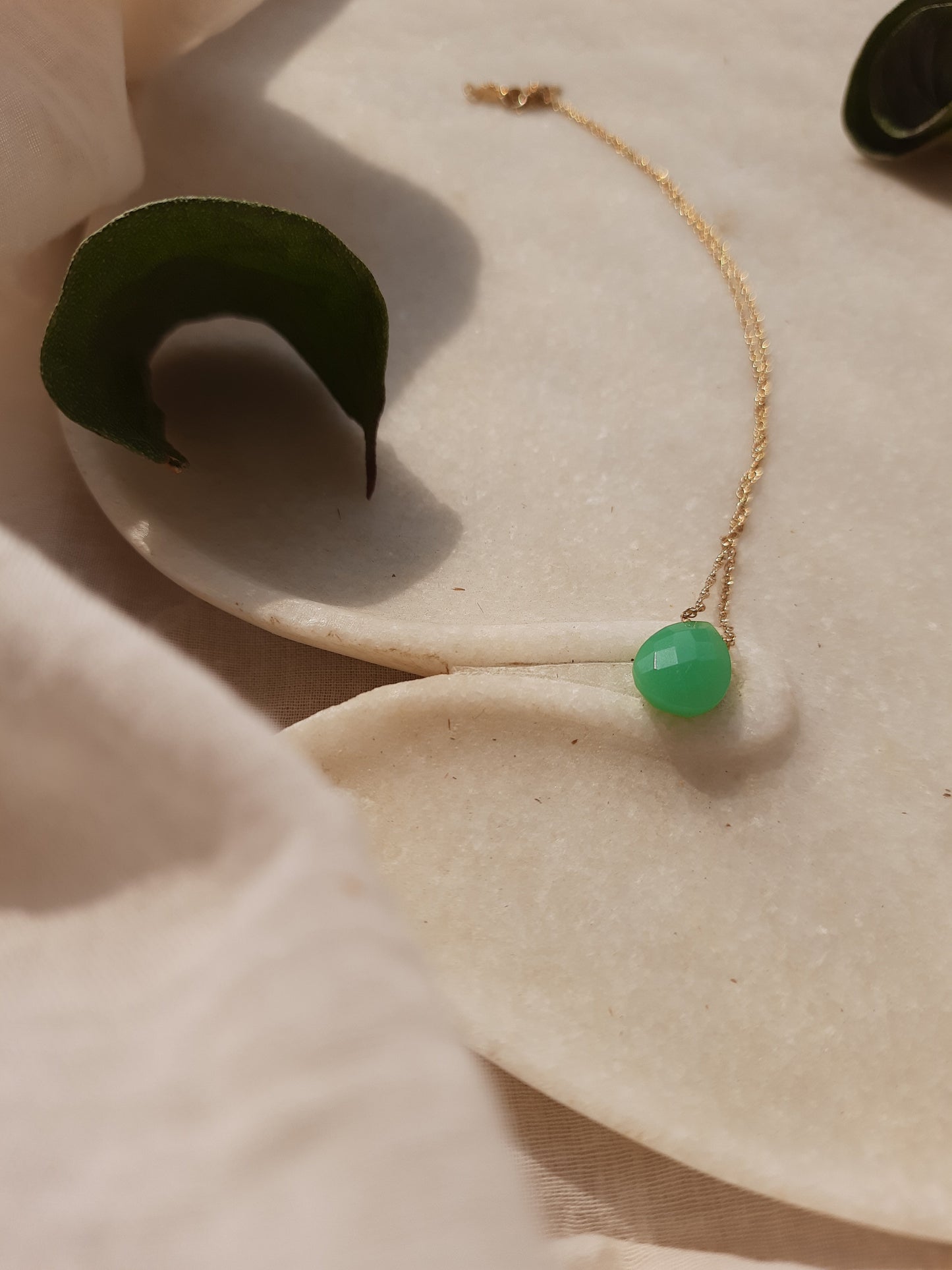 iyate - Chrysoprase Almond Shaped Drop Pendant
