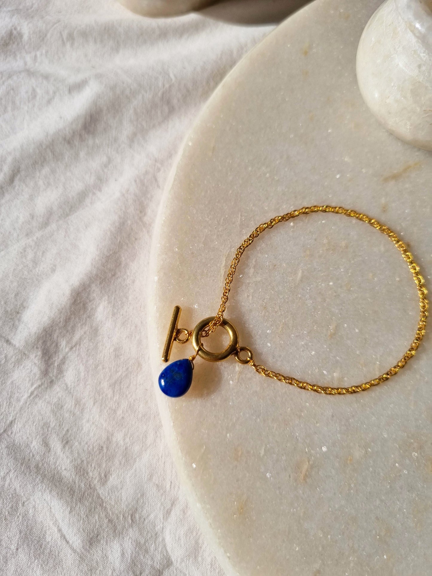 amahu - Lapis Lazuli Almond Toggle Bracelet