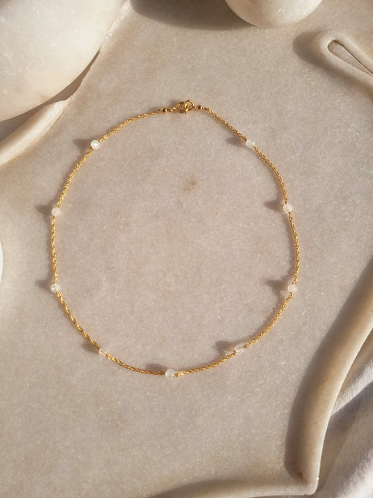 apati - Rainbow Moonstone Ball choker